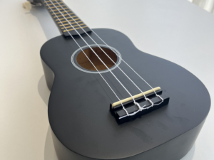 Ukulele Escasain