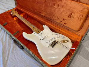 Fender Stratocaster Custom Shop 57 Relic (2,9 kg)