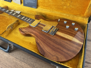 Travis Bean TB1000 Artist 1976–77 – Francis Rossi (Status Quo) / Mark Knopfler