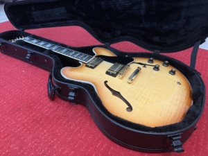 Gibson ES Supreme – Royal Tan Exclusive 2024