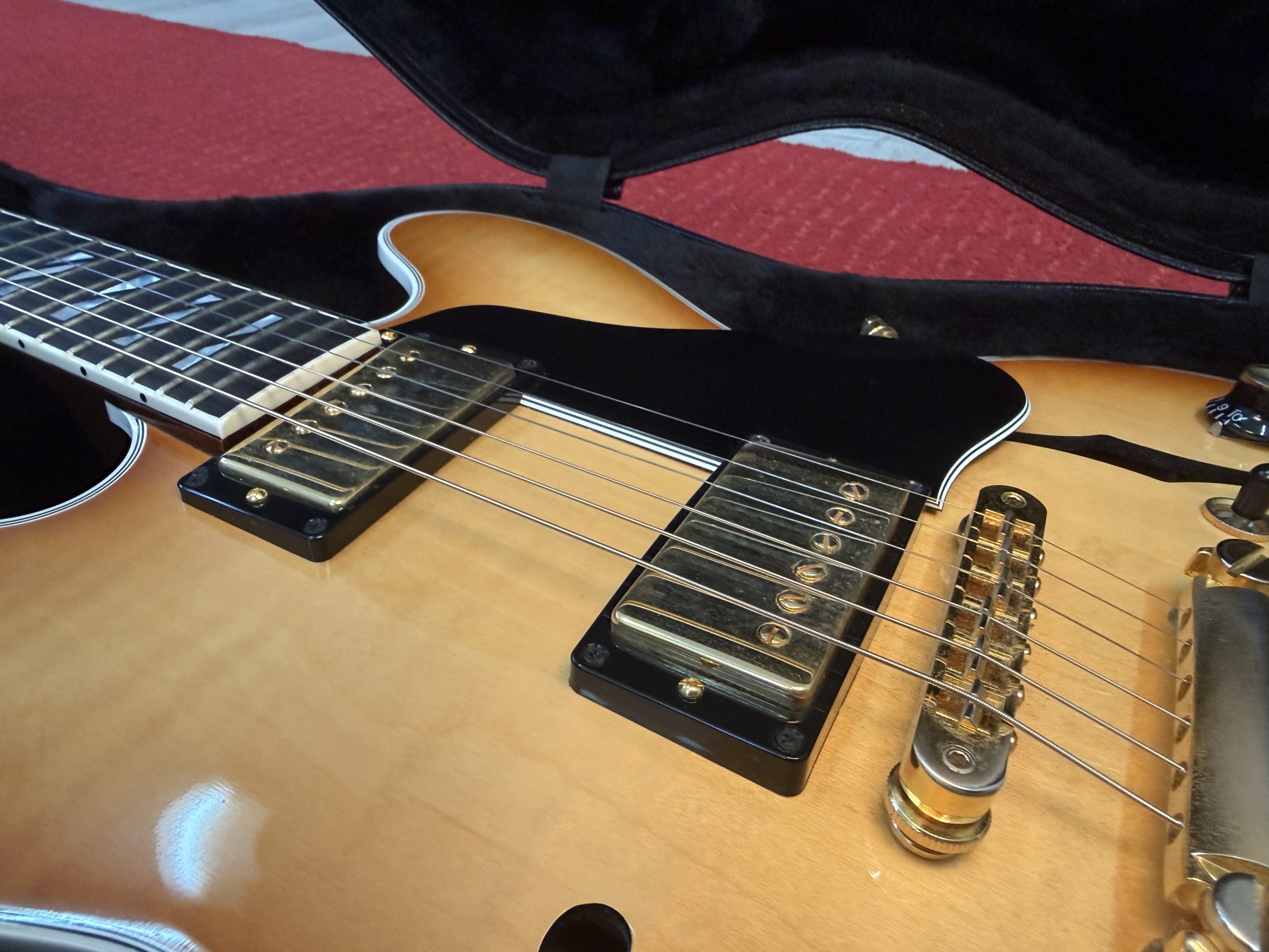 Gibson ES Supreme – Royal Tan Exclusive 2024 4 Gibson ES Supreme – Royal Tan Exclusive 2024 - Imagen 4